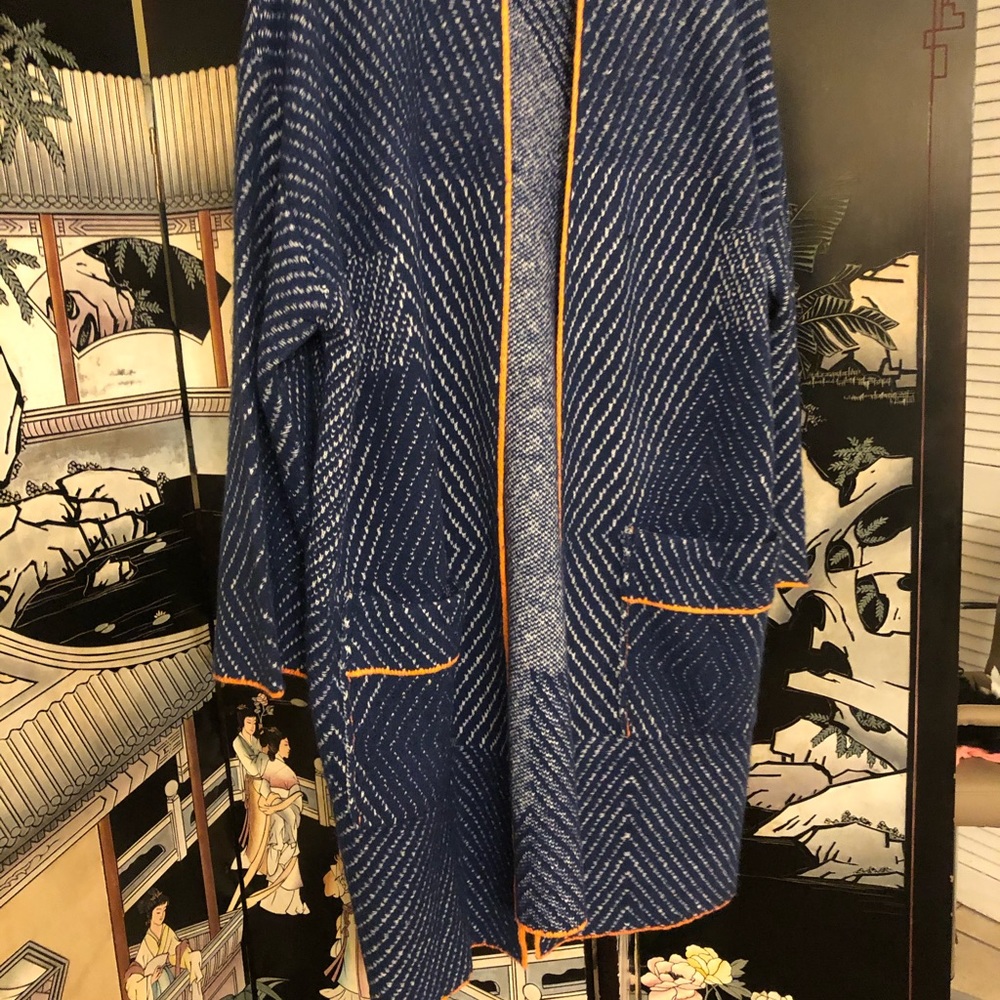 Jacket - Picture 3 of 5